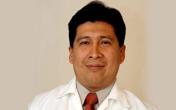 Dr. Eduardo López